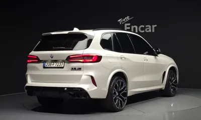 BMW X5M 2022, 42265 км, за 56782.17 USD