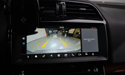 Jaguar XE 2019, 94850 км, за 6120.98 USD - фото 16