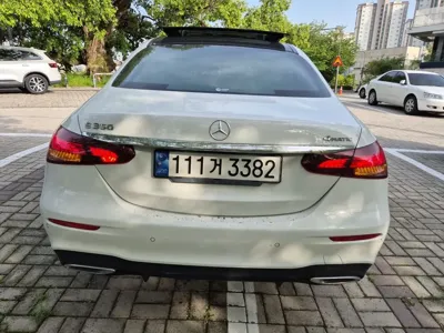 Mercedes-Benz E-Class 2023, 29530 км, за 33860.77 USD