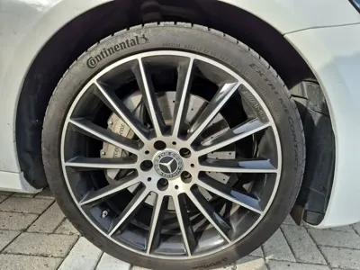 Mercedes-Benz E-Class 2023, 29530 км, за 33803.54 USD - фото 8