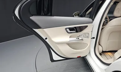 Mercedes-Benz E-Class 2026, 920 км, за 59481.22 USD - фото 25