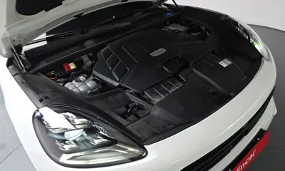 Porsche Cayenne 2020, 58579 км, за 53289.93 USD - фото 6