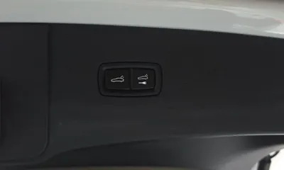 Porsche Cayenne 2020, 58579 км, за 53289.93 USD - фото 33