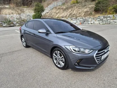 Hyundai Avante · 2018 год