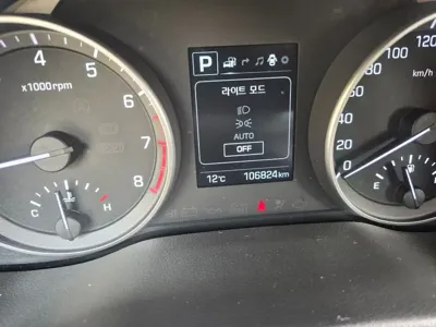 Hyundai Avante 2018, 106824 км, за 5856.68 USD - фото 15