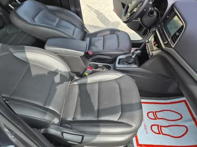 Hyundai Avante 2018, 106824 км, за 5856.68 USD - фото 16