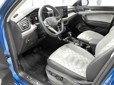 Volkswagen Tayron 2023, 76100 км, за 21514.12 USD - фото 7