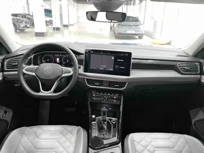 Volkswagen Tayron 2023, 76100 км, за 21514.12 USD - фото 9