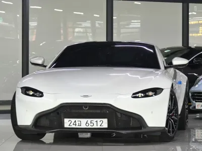 Astonmartin Vantage · 2019 год