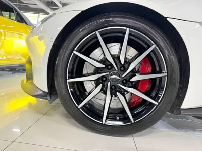 Astonmartin Vantage 2019, 30400 км, за 78625.69 USD - фото 12