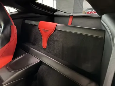 Astonmartin Vantage 2019, 30400 км, за 78625.69 USD - фото 13
