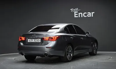 Infiniti Q50 2015, 136732 км, за 4428.88 USD