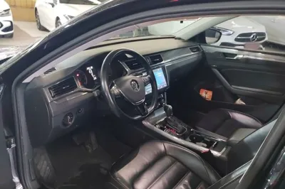 Volkswagen Passat 2017, 103600 км, за 11324 USD - фото 11