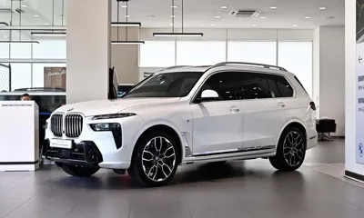 BMW X7 · 2025 год