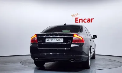Volvo S80 2012, 206853 км, за 2576.81 USD