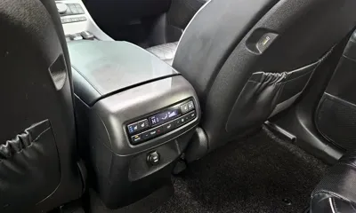 Hyundai Palisade 2019, 115675 км, за 16187.64 USD - фото 19