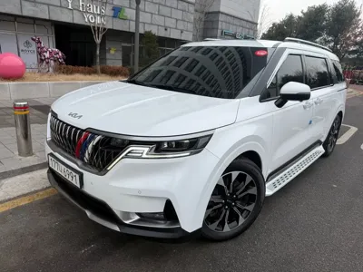 Kia Canival · 2023 год