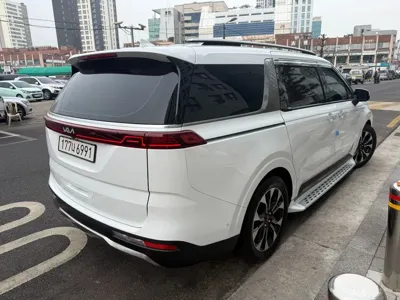 Kia Canival 2023, 66300 км, за 23631.35 USD