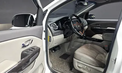 Kia Canival 2018, 165501 км, за 7761.12 USD - фото 11