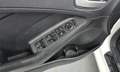 Kia K3 2013, 122197 км, за 3178.83 USD - фото 16
