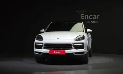 Porsche Cayenne 2021, 12595 км, за 65554.36 USD