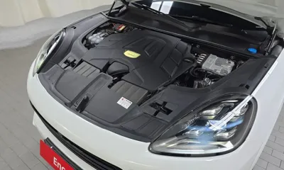 Porsche Cayenne 2021, 12595 км, за 65554.36 USD - фото 6