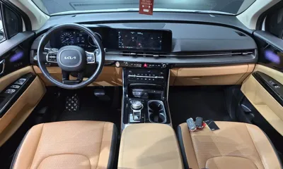 Kia Canival 2023, 39826 км, за 24116.28 USD - фото 7