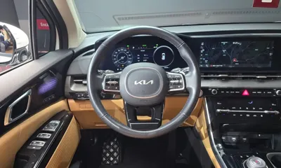 Kia Canival 2023, 39826 км, за 24116.28 USD - фото 13