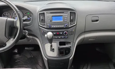 Hyundai Starex 2018, 165859 км, за 6962.69 USD - фото 20