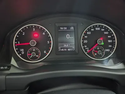 Volkswagen Tiguan 2016, 214569 км, за 6837.27 USD - фото 8