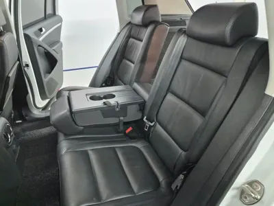 Volkswagen Tiguan 2016, 214569 км, за 6837.27 USD - фото 10