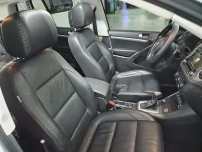 Volkswagen Tiguan 2016, 214569 км, за 6837.27 USD - фото 19