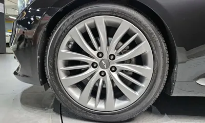Genesis G80 2019, 176395 км, за 9839.83 USD