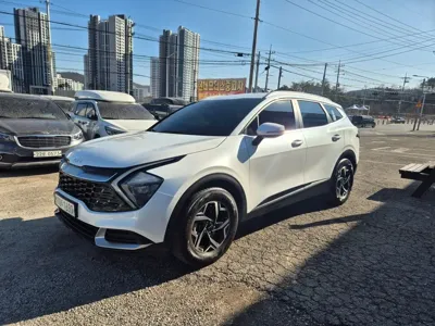 Kia Sportage 2023, 119773 км, за 13016.19 USD