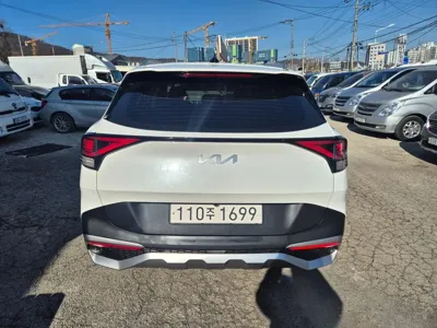 Kia Sportage 2023, 119773 км, за 13016.19 USD