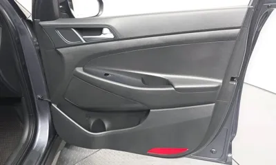 Hyundai Tucson 2017, 90677 км, за 8794.79 USD - фото 24