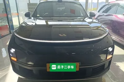 Li Auto L9 2025, 10300 км, за 50498 USD