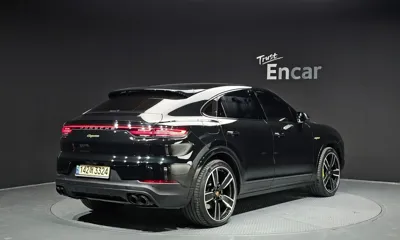 Porsche Cayenne 2023, 35343 км, за 77293.09 USD