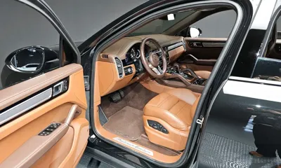 Porsche Cayenne 2023, 35343 км, за 76943.06 USD - фото 10