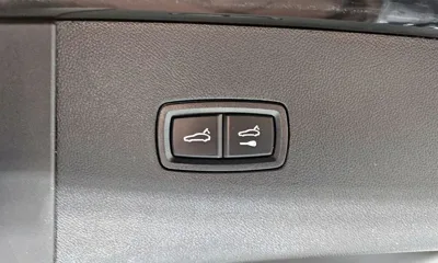 Porsche Cayenne 2023, 35343 км, за 76943.06 USD - фото 20