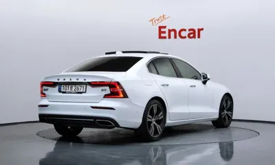 Volvo S60 2021, 109500 км, за 17172.12 USD