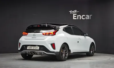 Hyundai Veloster 2018, 104453 км, за 7811.47 USD