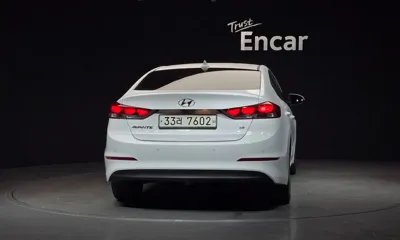 Hyundai Avante 2018, 223512 км, за 4162.54 USD