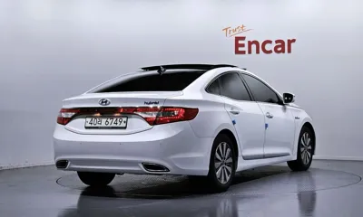 Hyundai Grandeur 2015, 75364 км, за 7032.62 USD