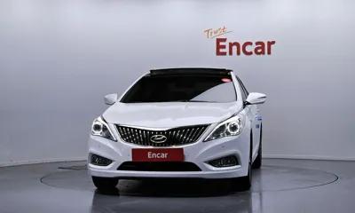 Hyundai Grandeur 2015, 75364 км, за 7032.62 USD