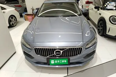 Volvo S90 2017, 128300 км, за 15244 USD