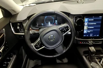 Volvo S90 2017, 128300 км, за 15244 USD - фото 13