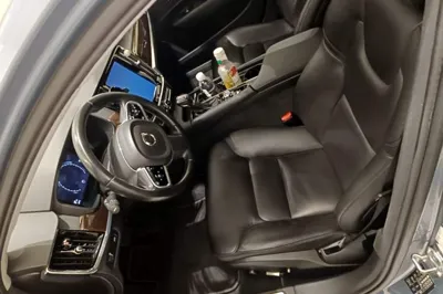 Volvo S90 2017, 128300 км, за 15244 USD - фото 17