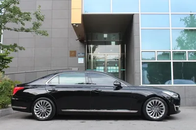 Genesis EQ900 2016, 184600 км, за 8861.76 USD