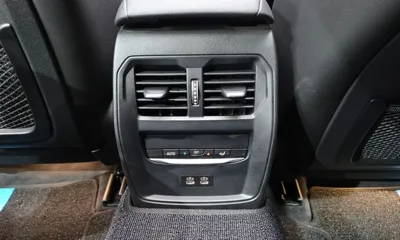BMW 3-Series 2022, 28820 км, за 20677.43 USD - фото 30